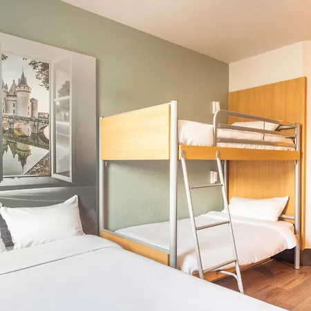 Nantes Reze St Sebastien 2*