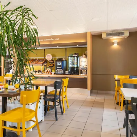 Nantes Reze St Sebastien 酒店