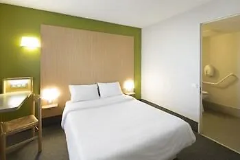 Nantes Rezé St Sébastien 2*