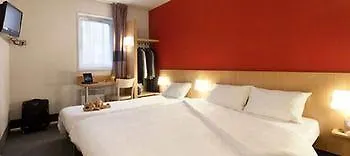 Nantes Reze St Sebastien Szálloda