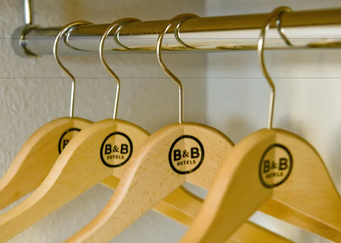 Hotel Nantes Reze St Sebastien 2*