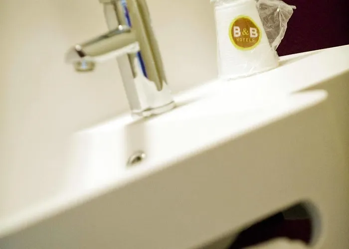 Nantes Reze St Sebastien 2*